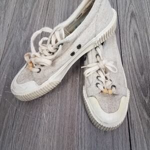Tommy Bahama‎ North Shore canvas sneakers sz 8